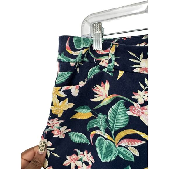 Old Navy Blue Floral Office‎ Secret Slim Pocket Straight Leg Pixie Pants Size 16 - Picture 7 of 12